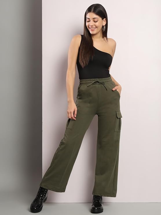 Q - RIOUS Women's Cargo Style Flared Trouser