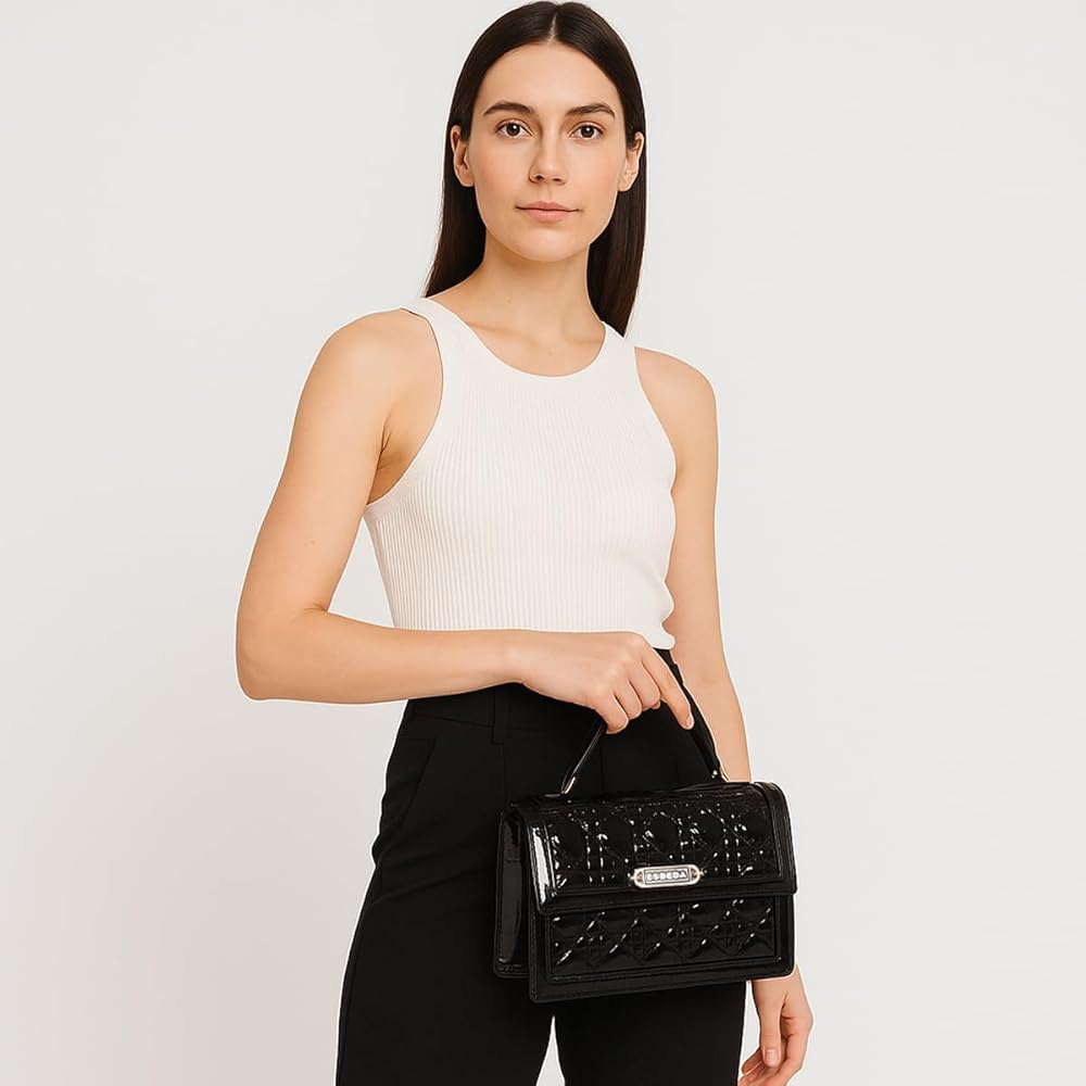 Elegant, Structured Handbag