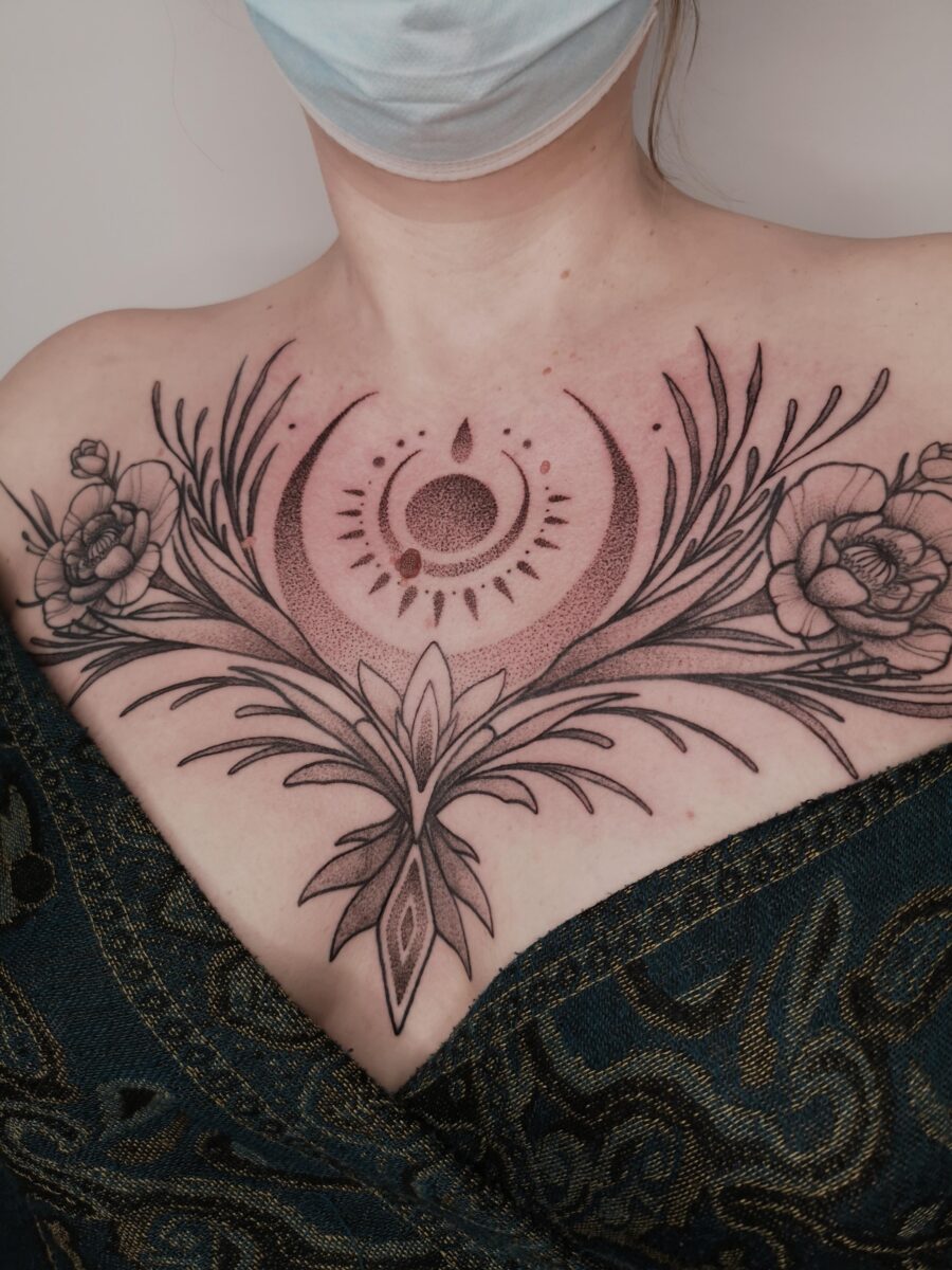 The Fine Line Floral Arch