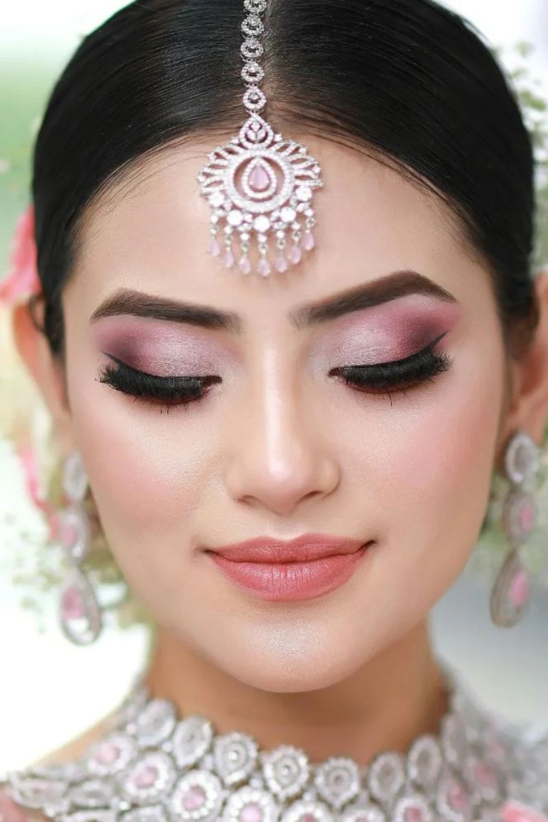 Dewy Minimalist Glow