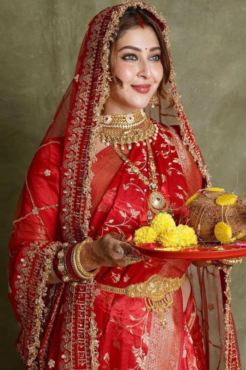 The Newlywed "First Karwa Chauth" Bridal Glow